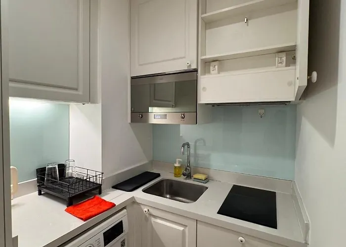 公寓 Elite Be33 2br In Pompong Near Emquartier Vvbkk33
